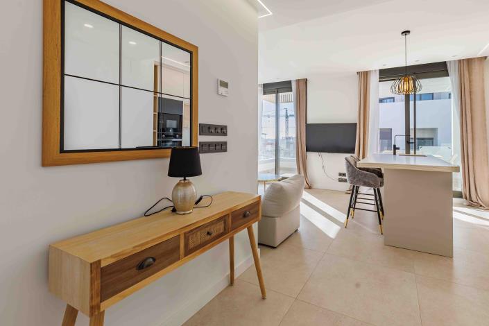 Image No.19-2 Bed Apartment for sale