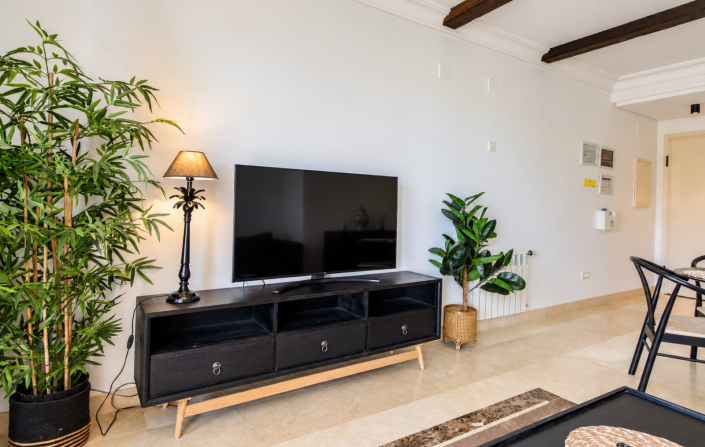 Image No.8-2 Bed Apartment for sale