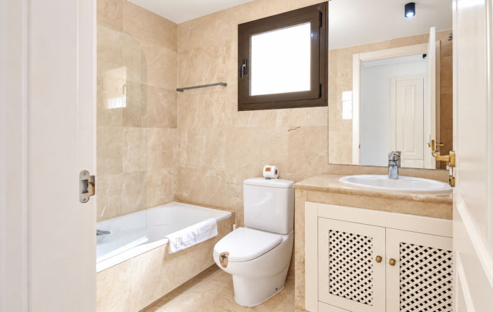 Image No.17-2 Bed Apartment for sale