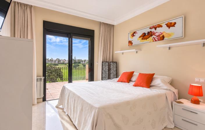 Image No.36-4 Bed Villa / Detached for sale