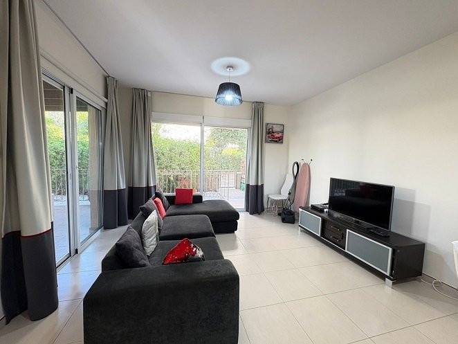 Image No.8-3 Bed Townhouse for sale