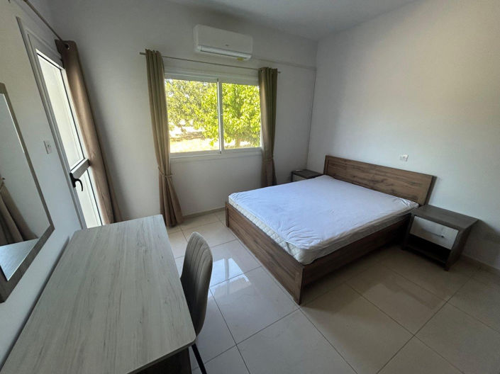 Image No.4-2 Bed Property for sale