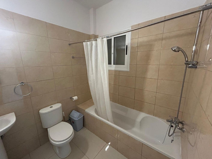 Image No.8-2 Bed Property for sale