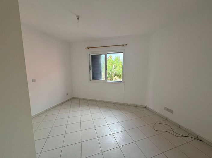 Image No.14-3 Bed Townhouse for sale