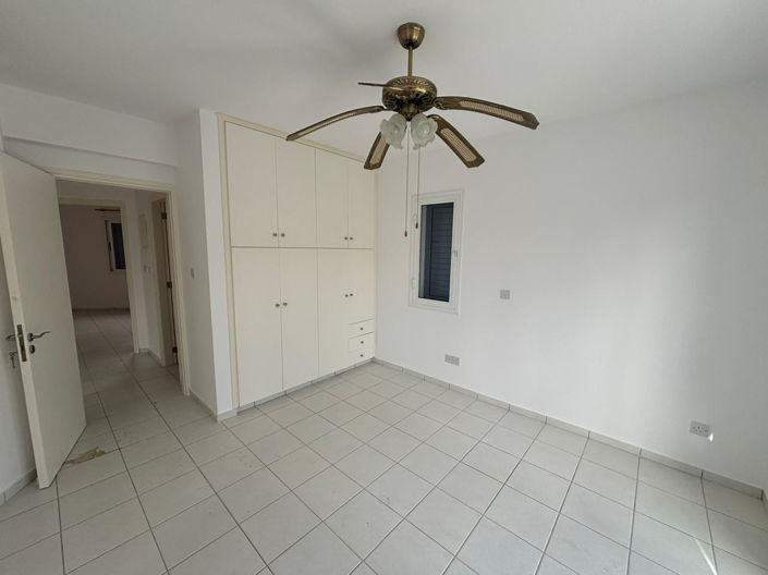 Image No.15-3 Bed Townhouse for sale