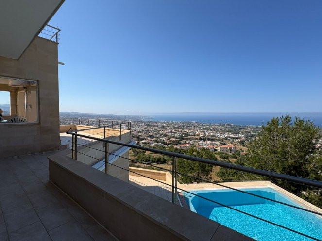 Image No.11-3 Bed Villa for sale