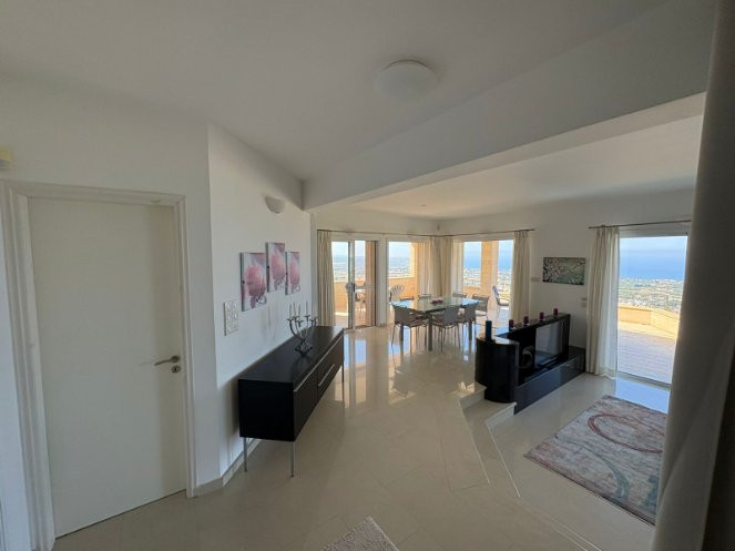 Image No.44-3 Bed Villa for sale