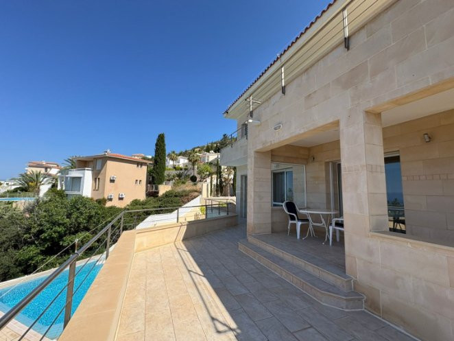 Image No.8-3 Bed Villa for sale