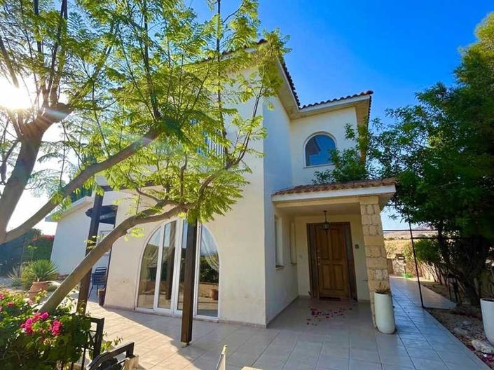 Image No.3-3 Bed Villa for sale