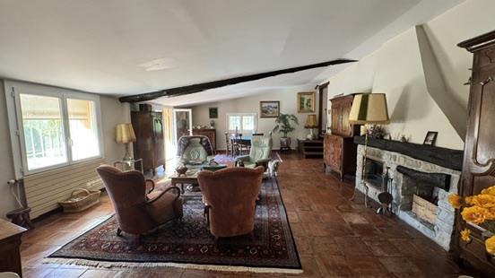 Image No.11-4 Bed Country House for sale
