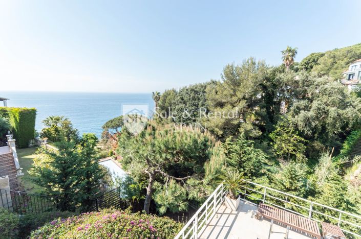 Image No.42-4 Bed Villa for sale