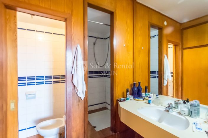 Image No.10-2 Bed Flat for sale