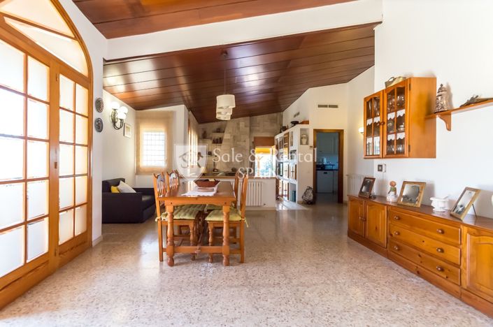 Image No.7-4 Bed Villa for sale