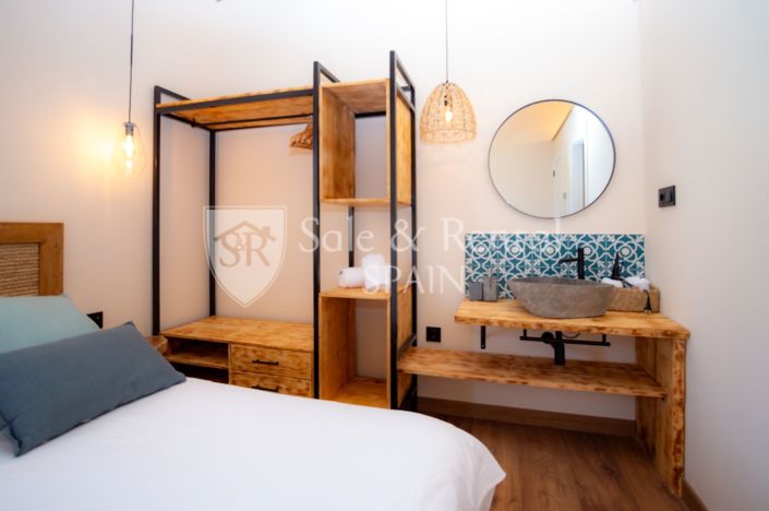 Image No.23-9 Bed Villa for sale