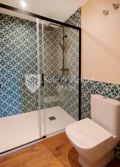 Image No.19-9 Bed Villa for sale