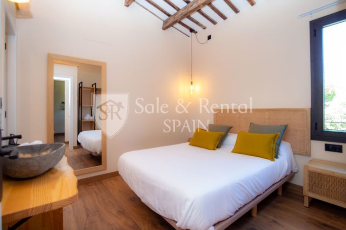 Image No.25-9 Bed Villa for sale