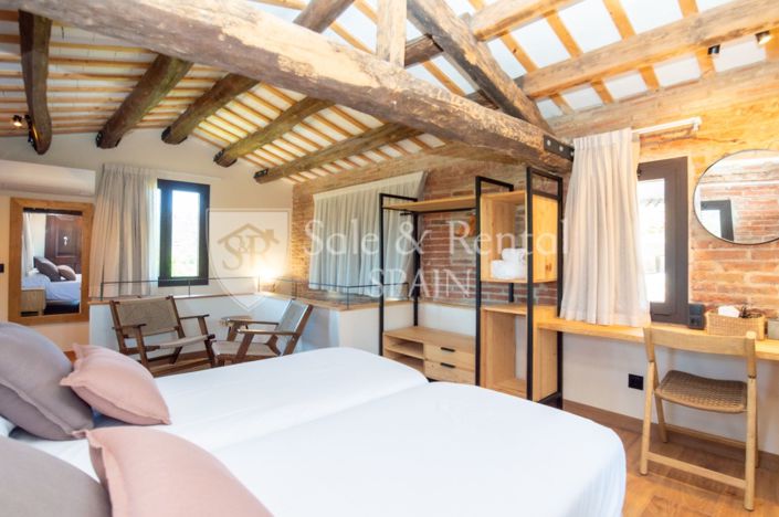 Image No.36-9 Bed Villa for sale