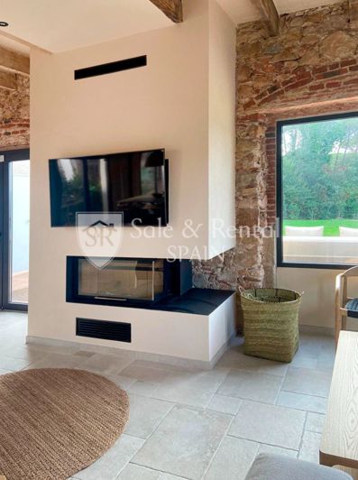 Image No.48-9 Bed Villa for sale