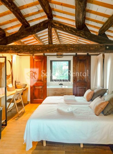 Image No.7-9 Bed Villa for sale