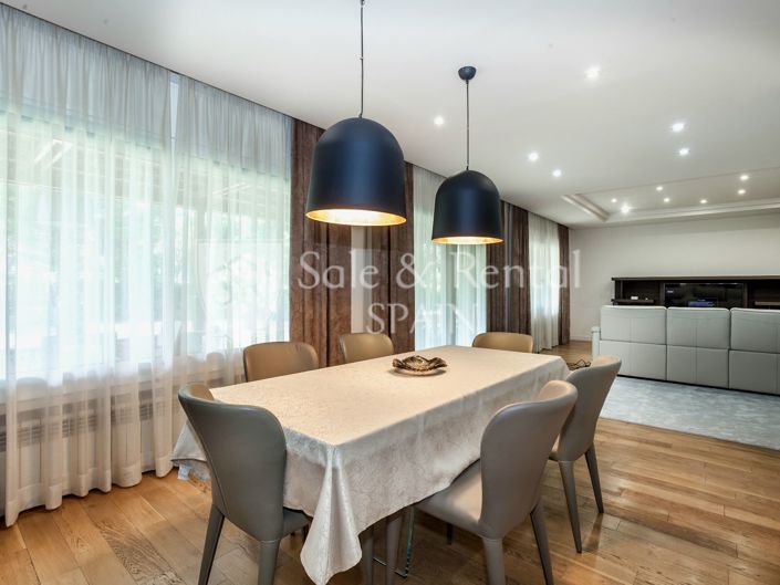 Image No.11-6 Bed Villa for sale