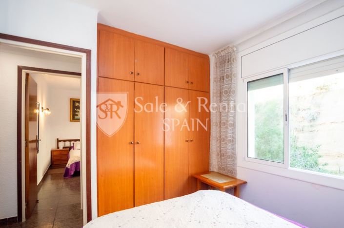 Image No.19-4 Bed Flat for sale