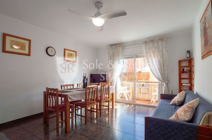 Image No.5-4 Bed Flat for sale