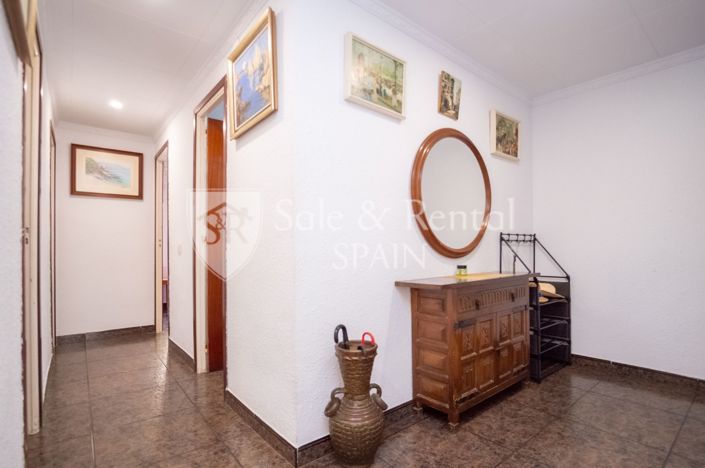 Image No.10-4 Bed Flat for sale