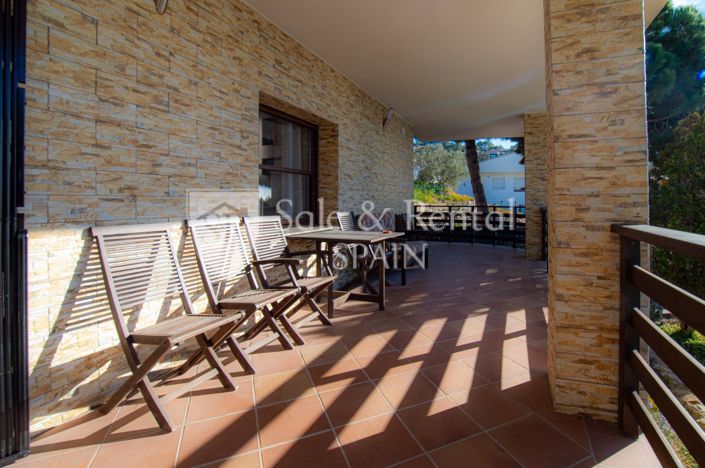 Image No.56-6 Bed Villa for sale