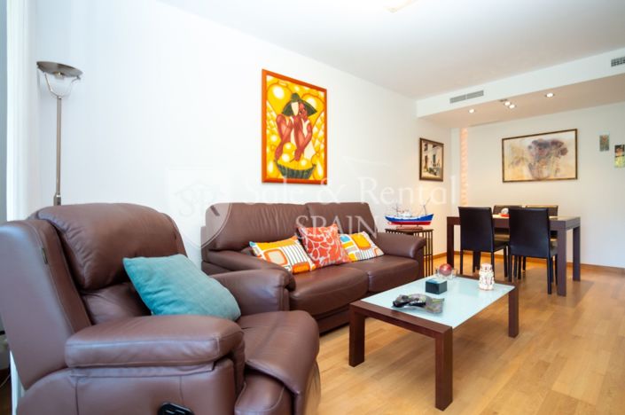Image No.9-3 Bed Flat for sale