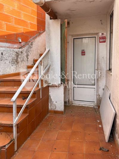 Image No.11-5 Bed Property for sale