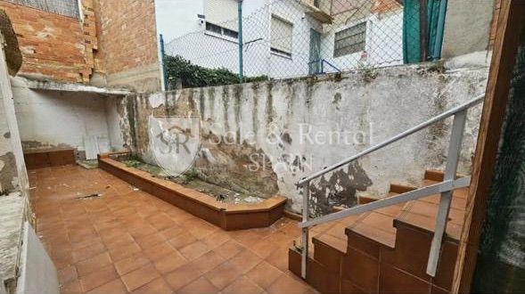 Image No.3-5 Bed Property for sale