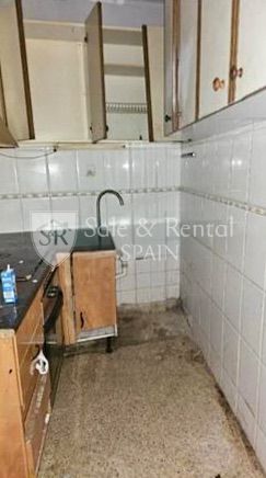 Image No.6-5 Bed Property for sale