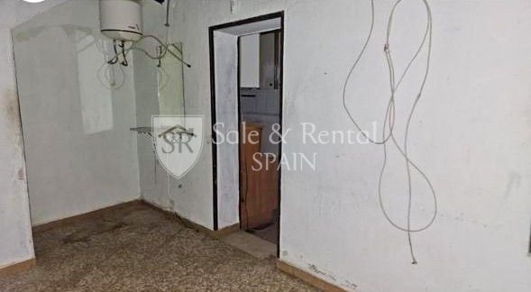 Image No.7-5 Bed Property for sale