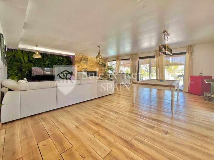 Image No.3-5 Bed Villa for sale