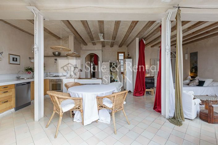 Image No.33-3 Bed Flat for sale