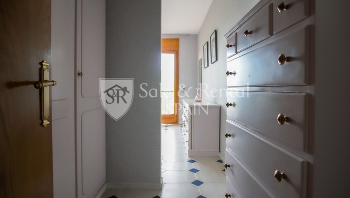 Image No.25-4 Bed Villa for sale