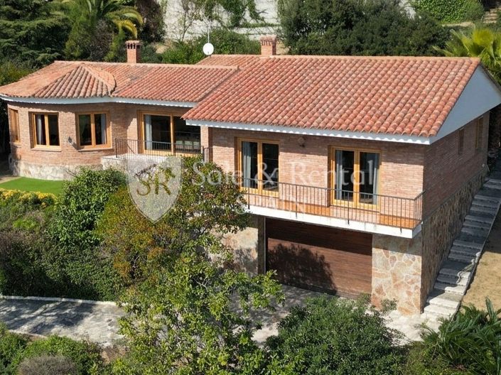 Image No.40-4 Bed Villa for sale