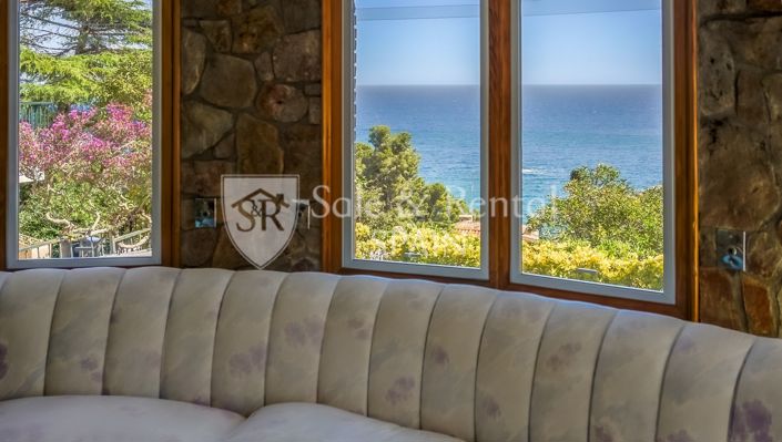 Image No.8-4 Bed Villa for sale