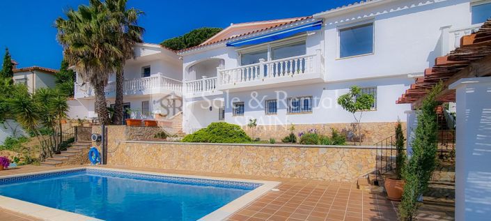 Image No.2-Villa de 6 chambres à vendre à Lloret de Mar