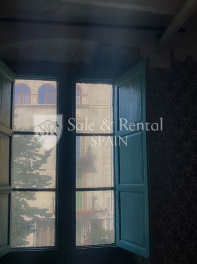 Image No.4-Propriété de 6 chambres à vendre