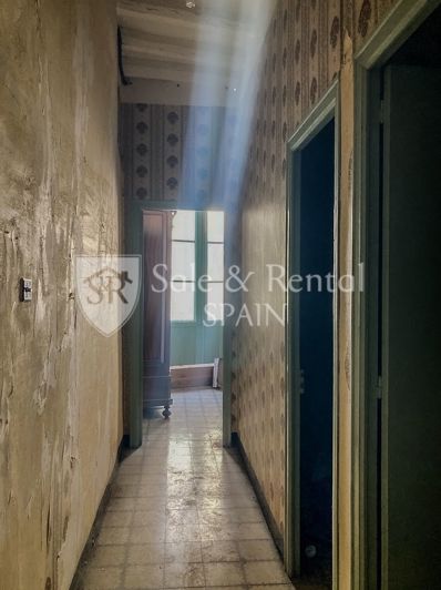 Image No.5-Propriété de 6 chambres à vendre