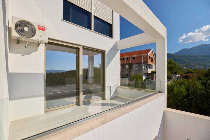 Image No.26-2 Bed Apartment for sale
