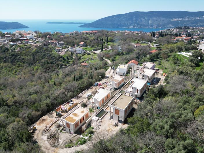Image No.3-3 Bed Villa for sale