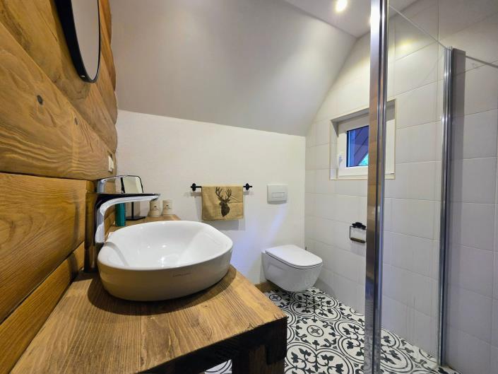 Image No.14-4 Bed Chalet for sale