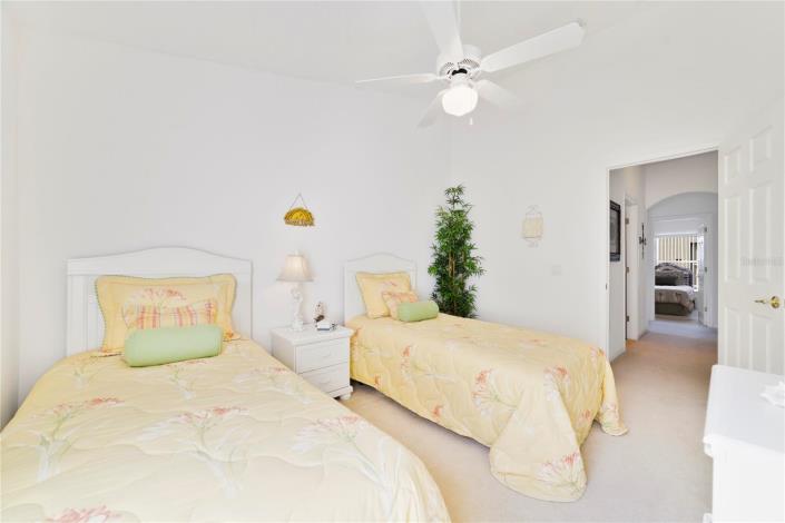 Image No.22-4 Bed Villa / Detached for sale