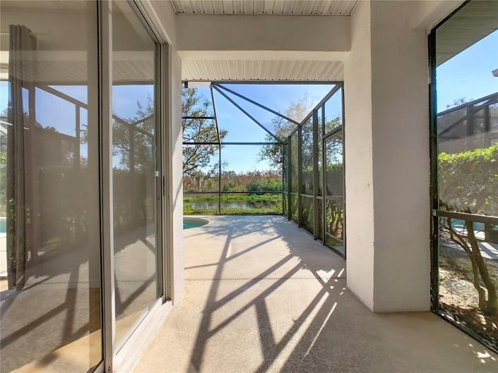 Image No.22-4 Bed Villa / Detached for sale