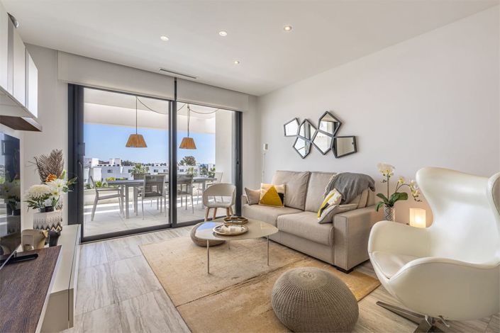 Image No.8-2 Bed Apartment for sale