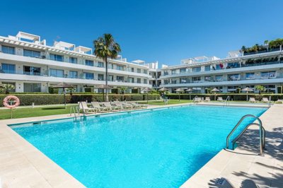 r5371747-destination-marbella-image