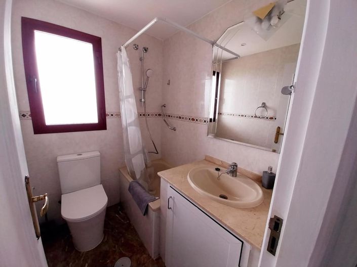 Image No.14-2 Bed Apartment for sale
