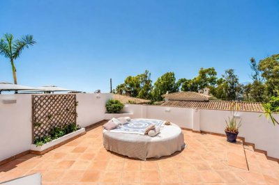 r5417878-destination-marbella-image-10